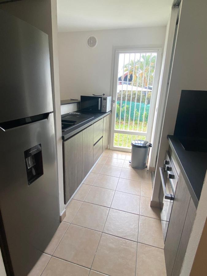 סן-אנדרה Appartement F2 Avec Piscine מראה חיצוני תמונה